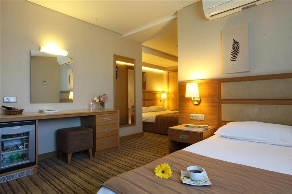Hotel Venera 4*